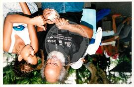 Semana Nacional de Cultura Brasileira e Reforma Agrária (Rio de Janeiro-RJ, 18 mar. 2002) [fotografia] / Fotógrafo(a) : Luciney Martins. -- Ref.: BR-SPMST_MST-SN-CIN_AMP_001823-013711-NDT.