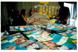 Encontro de Jovens do MST, na Ucicamp, 3o (Campinas-SP, 14 fev. 2001) [fotografia] / Fotógrafo(a) : Douglas Mansur. -- Ref.: BR-SPMST_MST-SN-CIN_AMP_000908-007018-ENJ.