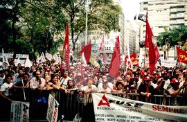 Manifestação (São Paulo-SP, [sem data]) [fotografia] / Fotógrafo(a) : Arquivo MST. -- Ref.: BR-SPMST_MST-SN-CIN_AMP_000410-002392-AMT.