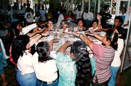 Asamblea Latino Americana de Mujeres del Campo, 1a (Brasília-DF, nov. 1997) [fotografia] / Fotógrafo(a) : Arquivo MST. -- Ref.: BR-SPMST_MST-SN-CIN_AMP_001134-009388-RIT.