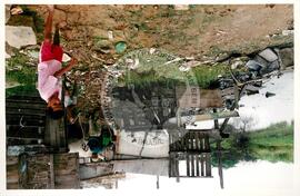 Semana Nacional de Cultura Brasileira e Reforma Agrária (Rio de Janeiro-RJ, 18 mar. 2002) [fotografia] / Fotógrafo(a) : João Laet. -- Ref.: BR-SPMST_MST-SN-CIN_AMP_001817-013419-NDT.