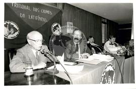 Sessão do Tribunal dos Crimes do Latifúndio, 4a (Rio Grande do Sul, 20 ago. 1992) [fotografia] / Fotógrafo(a) : Marco Aurélio Couto. -- Ref.: BR-SPMST_MST-SN-CIN_AMP_000138-001068-ACS.