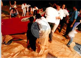 Congresso Nacional do MST, 4o (Distrito Federal (Brasil), 07 ago. 2000) [fotografia] / Fotógrafo(a) : Douglas Mansur ; Paula Reis ; João Zinclar. -- Ref.: BR-SPMST_MST-SN-CIN_AMP_000714-004609-CGR.