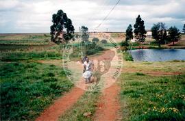 Inauguração da Rádio Comunitária (Itapeva-SP, 28 nov. 2008) [fotografia] / Fotógrafo(a) : Cláudio Foschieira. -- Ref.: BR-SPMST_MST-SN-CIN_AMP_000696-004061-ARV.