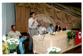Encontro de Jovens do MST, na Ucicamp, 3o (Campinas-SP, 14 fev. 2001) [fotografia] / Fotógrafo(a) : Douglas Mansur. -- Ref.: BR-SPMST_MST-SN-CIN_AMP_000907-006942-ENJ.