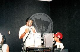 Inauguração da Rádio Comunitária (Itapeva-SP, 28 nov. 2008) [fotografia] / Fotógrafo(a) : Cláudio Foschieira. -- Ref.: BR-SPMST_MST-SN-CIN_AMP_000697-004132-ARV.