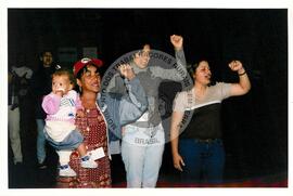 Encontro de Jovens do MST, na Ucicamp, 1o (Campinas-SP, 02 jul. 1999) [fotografia] / Fotógrafo(a) : Douglas Mansur. -- Ref.: BR-SPMST_MST-SN-CIN_AMP_000897-006313-ENJ.