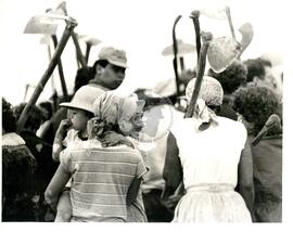 Despejo Urbano (Rio de Janeiro (Estado), [sem data]) [fotografia] / Fotógrafo(a) : João Ripper. -- Ref.: BR-SPMST_MST-SN-CIN_AMP_001808-013030-VPP.