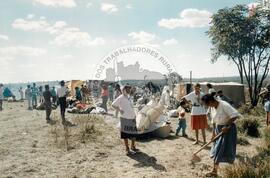 Ocupação DF Entorno (Distrito Federal (Brasil), 1995) [fotografia] / Fotógrafo(a) : [sem autoria]. -- Ref.: BR-SPMST_MST-SN-CIN_AMP_001852-014109-OCU.