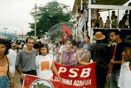 Mobilização dos Sem Terra (Pernambuco, 1996) [fotografia] / Fotógrafo(a) : Arquivo MST. -- Ref.: BR-SPMST_MST-SN-CIN_AMP_000545-003058-AMT.