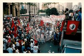Ato do MST (São Paulo-SP, [sem data]) [fotografia] / Fotógrafo(a) : Douglas Mansur. -- Ref.: BR-SPMST_MST-SN-CIN_AMP_000404-002338-AMT.