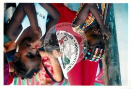 Semana Nacional de Cultura Brasileira e Reforma Agrária (Rio de Janeiro-RJ, 18 mar. 2002) [fotografia] / Fotógrafo(a) : João Laet. -- Ref.: BR-SPMST_MST-SN-CIN_AMP_001811-013134-NDT.