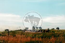 Curso de Militantes de Base do Conesul, 3o (Glória dos Dourados-MS, 02 a 05 mai.) [fotografia] / Fotógrafo(a) : Arquivo MST. -- Ref.: BR-SPMST_MST-SN-CIN_AMP_000860-005719-CUR.