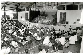 Seminário o PT e os Movimentos Sociais (São Paulo (Estado), abr. 1985) [fotografia] / Fotógrafo(a) : Douglas Mansur. -- Ref.: BR-SPMST_MST-SN-CIN_AMP_000146-001087-ACS.