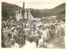 Romaria conquistadora da Terra Prometida (Porto Alegre-RS, 27 mai. 1986) [fotografia] / Fotógrafo(a) : Karine Emerich. -- Ref.: BR-SPMST_MST-SN-CIN_AMP_001956-014963-SPR.