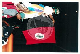 Semana Nacional de Cultura Brasileira e Reforma Agrária (Rio de Janeiro-RJ, 18 mar. 2002) [fotografia] / Fotógrafo(a) : Luciney Martins. -- Ref.: BR-SPMST_MST-SN-CIN_AMP_001813-013250-NDT.