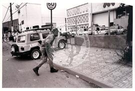Batalha de Piraporinha (Piraporinha-SP, mai. 1989) [fotografia] / Fotógrafo(a) : Roberto Parizotti. -- Ref.: BR-SPMST_MST-SN-CIN_AMP_001770-012903-VPP.