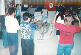Reunião do Coletivo Nacional de Comunicação (São Paulo-SP, jul. 2001) [fotografia] / Fotógrafo(a) : Letícia Barqueta. -- Ref.: BR-SPMST_MST-SN-CIN_AMP_001940-014641-ACS.