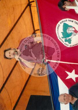 José Dirceu (Brasil, [sem data]) [fotografia] / Fotógrafo(a) : Antônio Tomanini ; Arquivo MST ; Bernardo Fernandes ; Débora Lerrer ; Douglas Mansur ; Mário de Freitas ; Regina Vilela. -- Ref.: BR-SPMST_MST-SN-CIN_AMP_001588-012156-PER.