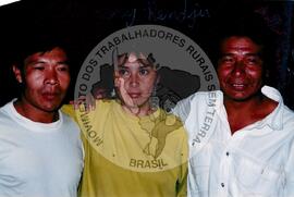 Cone Sul, 1o (Dourados-MS, ago. 1998) [fotografia] / Fotógrafo(a) : Marcial G. Congo. -- Ref.: BR-SPMST_MST-SN-CIN_AMP_000967-007683-ENC.