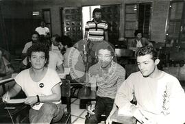 Elisabeth de Almeida/Joeleno Monteiro/Irailton Souza (Mogi das Cruzes-SP, 15 nov. 1985) [fotografia] / Fotógrafo(a) : Regina Vilela. -- Ref.: BR-SPMST_MST-SN-CIN_AMP_001207-010367-LID.