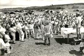 Acampamento do MST [sem identificação] (Papanduva-SC, 1985) [fotografia] / Fotógrafo(a) : Cerlos Ruggi. -- Ref.: BR-SPMST_MST-SN-CIN_AMP_000102-000733-ACP.