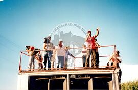 Acampamento "Nova Canudos" do MST (Porto Feliz-SP, fev. 1999) [fotografia] / Fotógrafo(a) : Douglas Mansur. -- Ref.: BR-SPMST_MST-SN-CIN_AMP_000047-000299-ACP.