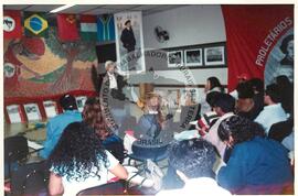 Encontro Nacional de Secretarias, 2o (Cajamar-SP, 09 jul. 2001) [fotografia] / Fotógrafo(a) : Leticia Barqueta. -- Ref.: BR-SPMST_MST-SN-CIN_AMP_000951-007534-ENC.