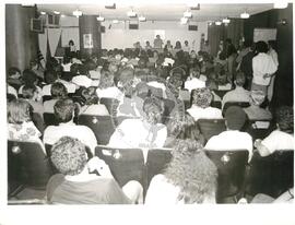 Ato no Sindicato dos Jornalistas (Brasil, 25 out. 1990) [fotografia] / Fotógrafo(a) : Douglas Mansur. -- Ref.: BR-SPMST_MST-SN-CIN_AMP_000721-004716-CSS.