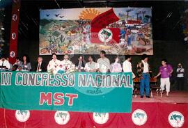 Congresso Nacional do MST, 3o (Distrito Federal (Brasil), 25 jul. 1995) [fotografia] / Fotógrafo(a) : Débora Lerrer. -- Ref.: BR-SPMST_MST-SN-CIN_AMP_000706-004325-CGR.