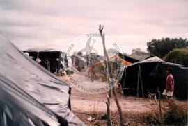Ocupação Fazenda Safra (Santa Maria do Boa Vista-PE, 06 ago. 1995) [fotografia] / Fotógrafo(a) : Eriberto de Sousa. -- Ref.: BR-SPMST_MST-SN-CIN_AMP_001841-014049-OCU.