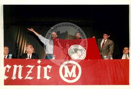 Lançamento da Exposição "Terra" (São Paulo (Estado), 10 abr. 1997) [fotografia] / Fotógrafo(a) : Douglas Mansur. -- Ref.: BR-SPMST_MST-SN-CIN_AMP_001030-008177-ELF.