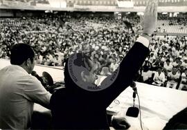 Congresso Nacional da CONTAG, 4 (Distrito Federal (Brasil), 25 a 30 mai. 1985) [fotografia] / Fotógrafo(a) : Eduardo Tavares. -- Ref.: BR-SPMST_MST-SN-CIN_AMP_000733-004788-CSS.