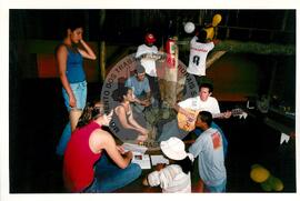 Acampamento "Parque Tropeiro" do MST (Curitiba-PR, 02 mai. 2001) [fotografia] / Fotógrafo(a) : Douglas Mansur. -- Ref.: BR-SPMST_MST-SN-CIN_AMP_000075-000620-ACP.