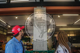 [Título n/d] : lote nº 002, pasta nº 001327, doc. nº 000028 [imagem] / Fotógrafo(a) : [autoria n/d].