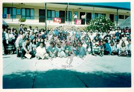 Marcha MST-Bolivia e encontro contra a ALCA (Bolivia, 16 mai. 2002) [fotografia] / Fotógrafo(a) : Joaquin Piñero (Kima). -- Ref.: BR-SPMST_MST-SN-CIN_AMP_001088-008767-RIT.