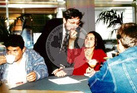 Intercâmbio: Visita do grupo do MST à Bélgica (Bélgica, abr. 1999) [fotografia] / Fotógrafo(a) : Arquivo MST. -- Ref.: BR-SPMST_MST-SN-CIN_AMP_001126-009317-RIT.