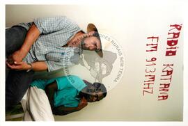 Semana Nacional de Cultura Brasileira e Reforma Agrária (Rio de Janeiro-RJ, 18 mar. 2002) [fotografia] / Fotógrafo(a) : Luciney Martins. -- Ref.: BR-SPMST_MST-SN-CIN_AMP_001822-013671-NDT.