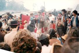 Despejo Fazenda São Vicente "Acampamento Palma Sola" (Palma Sola-SC, 16 set. 1989) [fotografia] / Fotógrafo(a) : Arquivo MST ; Chiquinho. -- Ref.: BR-SPMST_MST-SN-CIN_AMP_001743-012839-VPP.