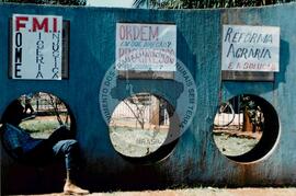 Encontro de Agricultura e cooperativismo, 2o (Mato Grosso do Sul, [sem data]) [fotografia] / Fotógrafo(a) : Arquivo MST. -- Ref.: BR-SPMST_MST-SN-CIN_AMP_001150-009745-RIT.