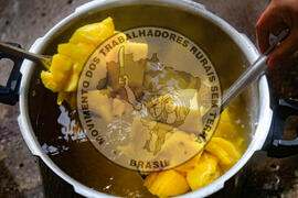 [Título n/d] : lote nº 002, pasta nº 001350, doc. nº 000128 [imagem] / Fotógrafo(a) : [autoria n/d].