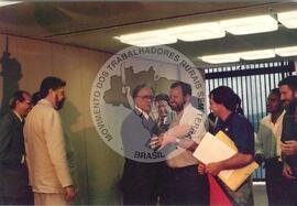 Audiência com o Presidente Itamar Franco (Distrito Federal (Brasil), 02 fev. 1993) [fotografia] / Fotógrafo(a) : Cassiana Caparelli. -- Ref.: BR-SPMST_MST-SN-CIN_AMP_000630-003557-ARV.