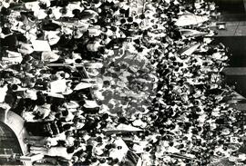 Mobilização Nacional Campanha Diretas Já na Praça da Sé (São Paulo-SP, 1984) [fotografia] / Fotógrafo(a) : [autoria n/d]. -- Ref.: BR-SPMST_MST-SN-CIN_AMP_000358-001715-AMT.