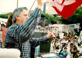 Seminário o PT e os Movimentos Sociais (São Paulo (Estado), abr. 1985) [fotografia] / Fotógrafo(a) : Douglas Mansur. -- Ref.: BR-SPMST_MST-SN-CIN_AMP_000146-001088-ACS.