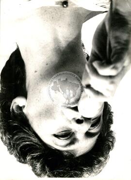 Irma Passoni [São Paulo, Deputada Federal, PT] (Brasil, 29 nov. 1986) [fotografia] / Fotógrafo(a) : Luis Alves ; Regina Vilela. -- Ref.: BR-SPMST_MST-SN-CIN_AMP_001557-012064-PER.