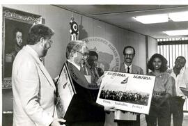 Audiência com o Presidente Itamar Franco (Distrito Federal (Brasil), 02 fev. 1993) [fotografia] / Fotógrafo(a) : Cassiana Caparelli. -- Ref.: BR-SPMST_MST-SN-CIN_AMP_000630-003566-ARV.