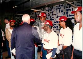 Audiência do MST (Brasília-DF, abr. 1997) [fotografia] / Fotógrafo(a) : Arquivo MST. -- Ref.: BR-SPMST_MST-SN-CIN_AMP_000637-003621-ARV.