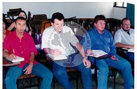 Reunião da Via Campesina (Distrito Federal (Brasil), 27 nov. 2002) [fotografia] / Fotógrafo(a) : Leticia Barqueta. -- Ref.: BR-SPMST_MST-SN-CIN_AMP_000638-003629-ARV.