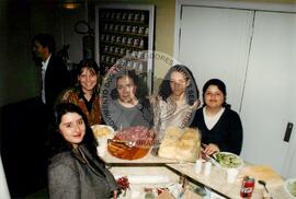 Lançamento da Revista Sem Terra (São Paulo (Estado), 03 jul. 1997) [fotografia] / Fotógrafo(a) : Francisca P. Montejo ; Saulo Pompermayer ; Douglas Mansur ; . -- Ref.: BR-SPMST_MST-SN-CIN_AMP_000692-003925-ARV.