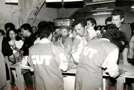 Congresso Nacional da CUT (CONCUT), 3o (Minas Gerais, 1988) [fotografia] / Fotógrafo(a) : Douglas Mansur. -- Ref.: BR-SPMST_MST-SN-CIN_AMP_000735-004816-CSS.